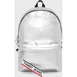 Tommy Jeans - Plecak. Szare plecaki damskie Tommy Jeans, bez wzorów, z jeansu. Za 389,90 zł.