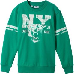 Bluza z nadrukiem w stylu college bonprix zielony. Zielone bluzy chłopięce bonprix, z nadrukiem, sportowe, bez rękawów, bez kaptura. Za 44,99 zł.