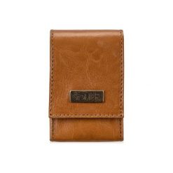 SKÓRZANE MĘSKIE ETUI NA PAPIEROSY SA14 STANDARD CAMEL. Brązowe etui męskie Solier, ze skóry. Za 34,90 zł.