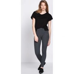 Legginsy: Ciemnoszare Legginsy Hitchhiker