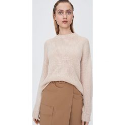 Sweter z wełną - Beżowy. Brązowe swetry damskie Sinsay, s, bez wzorów, z wełny, bez rękawów, bez kaptura. W wyprzedaży za 39,99 zł.