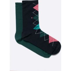 Tommy Hilfiger - Skarpetki (2-pack). Czarne skarpetki damskie TOMMY HILFIGER, z bawełny. W wyprzedaży za 34,90 zł.