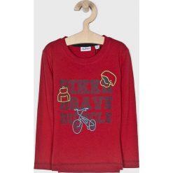Blukids - Longsleeve dziecięcy 98-134 cm. Czerwone t-shirty chłopięce Blukids, z nadrukiem, z bawełny, z długim rękawem. W wyprzedaży za 24,90 zł.