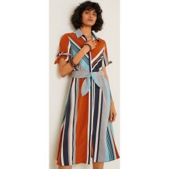 Mango - Sukienka Ladyra. Niebieskie sukienki damskie Mango, na co dzień, xs, bez wzorów, z poliesteru, casualowe, bez kołnierzyka, bez rękawów, midi, rozkloszowane. Za 229,90 zł.