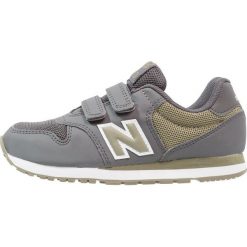 New Balance KV500 Tenisówki i Trampki dark grey. Szare trampki chłopięce marki New Balance, na lato, z materiału. Za 229,00 zł.