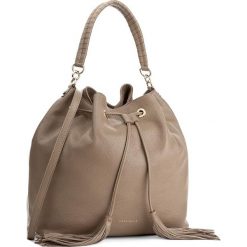 Torebka COCCINELLE - AN0 Leonie E1 AN0 23 02 01 Taupe 175. Brązowe torebki worki damskie marki Coccinelle, ze skóry. W wyprzedaży za 809,00 zł.