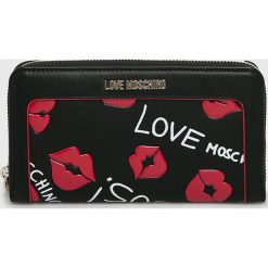 Love Moschino - Portfel. Czarne portfele damskie Love Moschino, bez wzorów, z materiału. W wyprzedaży za 299,90 zł.
