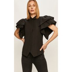 Answear - Koszula. Czarne bluzki damskie ANSWEAR, xs, bez wzorów, z elastanu, klasyczne, z klasycznym kołnierzykiem, z krótkim rękawem. W wyprzedaży za 99,90 zł.