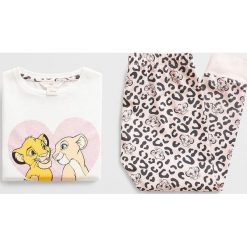 Mango Kids - Piżama dziecięca Reyleon 110 - 164 cm. Białe piżamy dziewczęce Mango Kids, z nadrukiem, z elastanu, bez rękawów. Za 89,90 zł.