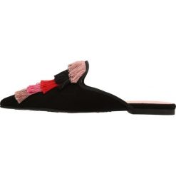 Pretty Ballerinas ANGELIS Klapki black. Czarne klapki damskie marki Pretty Ballerinas, bez wzorów, ze skóry, bez obcasa. Za 689,00 zł.