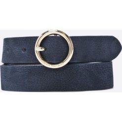 Tommy Hilfiger - Pasek skórzany. Szare paski damskie TOMMY HILFIGER, w paski, z materiału. Za 159,90 zł.