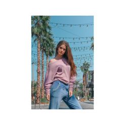 Sweter MILA. Różowe swetry damskie Matte born in la, na lato, uniwersalny, bez wzorów, z wełny, bez rękawów, bez kaptura. Za 400,00 zł.