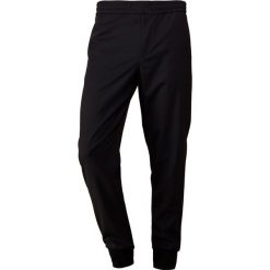 PS by Paul Smith DRAWCORD TROUSER Spodnie materiałowe black. Czarne spodnie męskie marki PS by Paul Smith, m, bez wzorów, z elastanu. Za 999,00 zł.