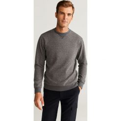 Mango Man - Bluza Republic. Zielone bluzy męskie Mango Man, s, bez wzorów, z bawełny, z okrągłym kołnierzem, bez rękawów, bez kaptura. Za 139,90 zł.