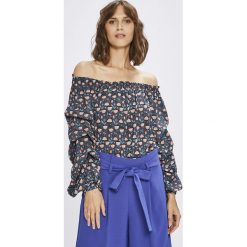 Answear - Bluzka Garden of Dreams. Szare bez kategorii marki ANSWEAR, s, z poliesteru, casualowe, z dekoltem w łódkę. W wyprzedaży za 39,90 zł.
