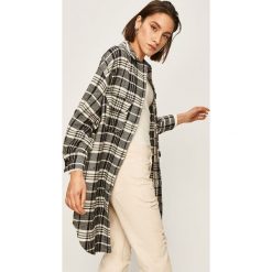 Answear - Kurtka. Czarne kurtki damskie ANSWEAR, s, bez wzorów, z bawełny, krótkie. Za 199,90 zł.
