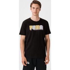 Puma Celebration Koszulka Czarny. Czarne podkoszulki męskie Puma, xl, z nadrukiem, z bawełny, z krótkim rękawem. Za 102,95 zł.