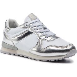 Sneakersy PEPE JEANS - Verona W Greek PLS30873 Silver 934. Szare półbuty damskie Pepe Jeans, na co dzień, bez wzorów, z jeansu, bez obcasa, na płaskiej podeszwie, bez zapięcia. W wyprzedaży za 149,00 zł.
