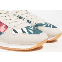Buty sportowe damskie: Parfois – Buty