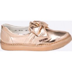 Carinii - Tenisówki. Różowe trampki damskie slip on marki Carinii, ze skóry. W wyprzedaży za 129,90 zł.