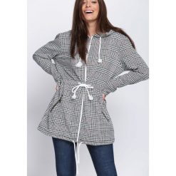 Czarno-Bordowa Bluza Love We Shared. Czarne bluzy rozpinane damskie Born2be, na jesień, l. Za 59,99 zł.