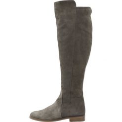 KIOMI Muszkieterki taupe. Szare buty zimowe damskie KIOMI, z materiału. W wyprzedaży za 384,30 zł.