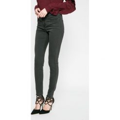 Noisy May - Jeansy. Szare jeansy damskie marki Noisy May. W wyprzedaży za 69,90 zł.
