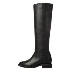 L37 kozaki damskie High End Up Jet 36 czarne. Czarne kozaki damskie L37, ze skóry, na niskim obcasie, bez zapięcia. Za 999,00 zł.