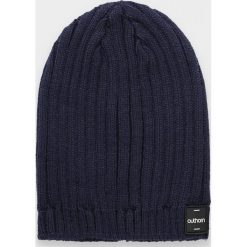 Czapka męska CAM604 - granat - Outhorn. Czapki męskie Outhorn, na zimę, z dzianiny. W wyprzedaży za 14,99 zł.