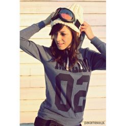 Czapki zimowe damskie: Czapka beanie ecru hand made z wełną