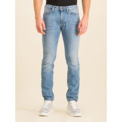 Jeansy Slim Fit Emporio Armani 3H1J06 1D9RZ 0943. Niebieskie jeansy męskie Emporio Armani, m, bez wzorów, z jeansu. W wyprzedaży za 429,00 zł.