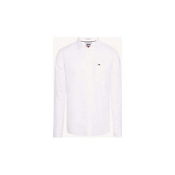 Koszule z długim rękawem Tommy Jeans DM0DM06008 LINEN SHIRT. Białe koszule męskie Tommy Jeans, xl, bez wzorów, z jeansu, bez kołnierzyka, z długim rękawem. Za 248,52 zł.