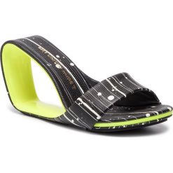 Klapki UNITED NUDE - Mobius Hi 10001593144 Cyber Mix. Czarne klapki damskie marki United Nude, bez wzorów, ze skóry, bez obcasa, na obcasie. Za 959,00 zł.