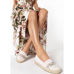 Beżowe Espadryle Morgalila. Brązowe espadryle damskie Born2be, bez wzorów, bez obcasa. W wyprzedaży za 84,99 zł.