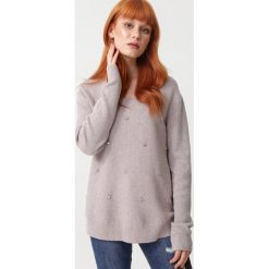 Khaki Sweter Webster. Brązowe swetry damskie Born2be, xl, z aplikacjami, z dzianiny, eleganckie, bez rękawów, bez kaptura. Za 99,99 zł.