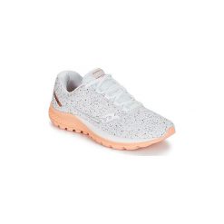 Buty do biegania Saucony JAZZ. Białe buty sportowe damskie Saucony, bez wzorów, do biegania. Za 363,30 zł.