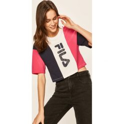 Fila - T-shirt. Różowe bluzki damskie Fila, s, z nadrukiem, z bawełny, z okrągłym kołnierzem. W wyprzedaży za 119,90 zł.