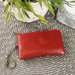 KRENIG Classic 12021 czerwone skórzane etui na klucze - Czerwony. Czerwone etui damskie Krenig, ze skóry. Za 49,99 zł.