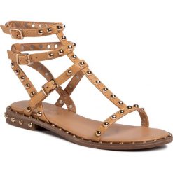 Sandały DEEZEE - LS5244-01 Beige. Pomarańczowe klapki damskie DeeZee, z aplikacjami, ze skóry ekologicznej, bez obcasa, na obcasie. Za 99,99 zł.