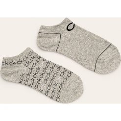 Calvin Klein - Stopki (2-pack). Białe skarpetki damskie Calvin Klein, z nadrukiem, z elastanu. Za 59,90 zł.