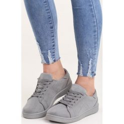 Szare Buty Sportowe Innovative. Szare buty sportowe damskie marki Born2be, z materiału. Za 59,99 zł.