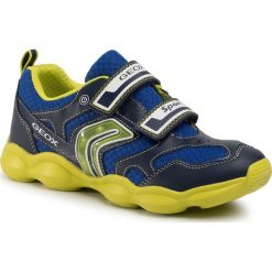 Sneakersy GEOX - J Munfrey B. C J024BC 014BU C0749 DD Navy/Lime. Niebieskie trampki chłopięce Geox, bez wzorów, ze skóry ekologicznej, na rzepy. W wyprzedaży za 259,00 zł.