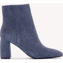Botki damskie lity: NA-KD Shoes Botki na średnim obcasie Manchester - Blue