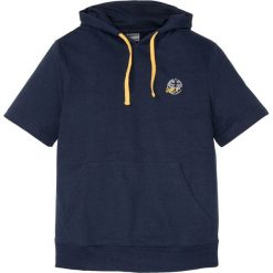 Bluza z kapturem, krótki rękaw bonprix ciemnoniebieski. Niebieskie bluzy męskie bonprix, m, z nadrukiem, z kapturem, z krótkim rękawem, krótkie, z kapturem. Za 89,99 zł.