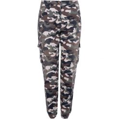 Patrizia Pepe Spodnie "Military". Jeansy damskie Patrizia Pepe. Za 399,00 zł.