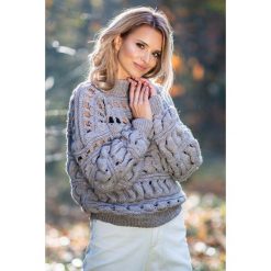 Beżowy Krótki Sweter z Dziurami. Brązowe piżamy damskie Molly.pl, uniwersalny, bez wzorów, ze splotem, sportowe, z krótkim rękawem, krótkie, bez kaptura. Za 178,90 zł.