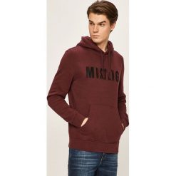Mustang - Bluza. Brązowe bluzy męskie Mustang, xxl, z aplikacjami, z bawełny, z kapturem. W wyprzedaży za 159,90 zł.