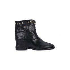 Kozaki Tommy Hilfiger ROUND STUD. Czarne buty zimowe damskie TOMMY HILFIGER. Za 820,29 zł.