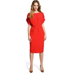 Czerwona Koktajlowa Sukienka Typu Kimono z Zakładkami. Czerwone sukienki na komunię Molly.pl, do pracy, l, biznesowe, z dekoltem w łódkę, oversize. Za 119,90 zł.