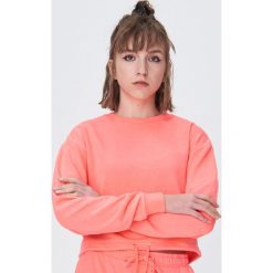 Bluza ze ściągaczem - Pomarańczowy. Pomarańczowe bluzy damskie Sinsay, s, bez wzorów, bez rękawów, bez kaptura. W wyprzedaży za 15,99 zł.